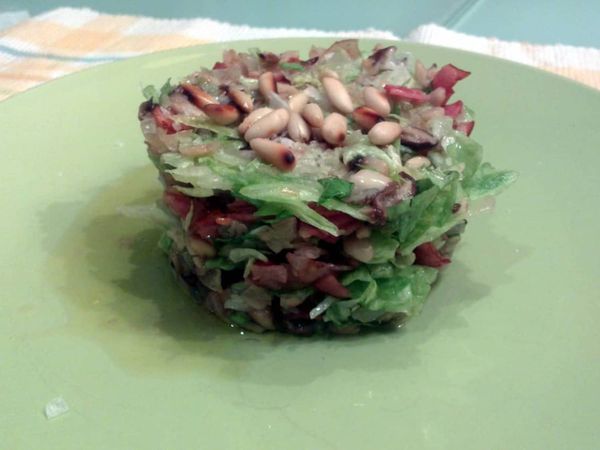 Ensalada tibia de setas y bacon